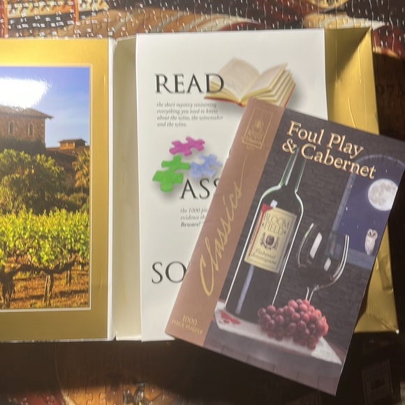 🧩 1000 piece Bepuzzled Classics “Foul Play & Cabernet” Mystery puzzle. - Picture 3 of 7
